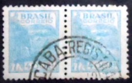 Par de selos postais do Brasil de 1941 Trigo