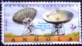 Selo postal da Angola de 1974 Satelite Inauguration of Terrane Stations