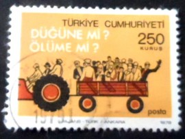 Selo postal da Turquia de 1977 Traffic Safety