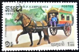 Selo postal do Cambodja de 1985 Bullock cart