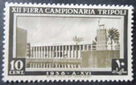 Selo postal da Tripolitânia de 1938 Industry pavilion at the fair