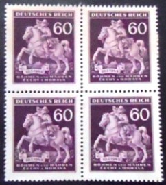 Quadra de selos da Boêmia e Morávia de 1943 Riding postman