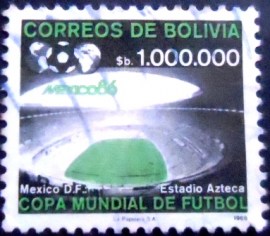 Selo postal da Bolívia de 1986 Aztec Stadium