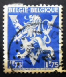 Selo postal da Bélgica de 1944 Heraldic Lion with V