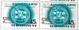 Par de selos postais do Uruguai de 1967 Surcharged in gold on #960d