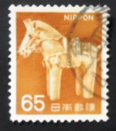 Selo postal do Japão de 1966 Haniwa