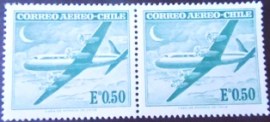 Par de selos postais do Chile de 1963 Douglas DC6