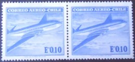 Par de selos postais do do Chile de 1967 Comet Airliner