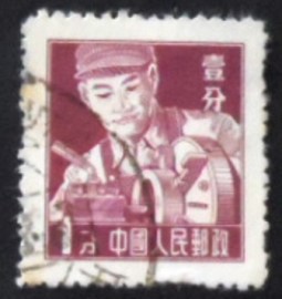 Selo postal da China de 1955 Lathe Operator