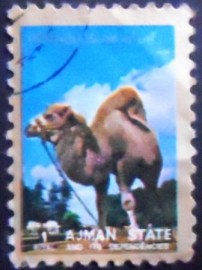 Selo postal de Ajman de 1973 Bactrian Camel
