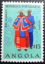Selo postal de Angola de 1957 Couple from Dembos