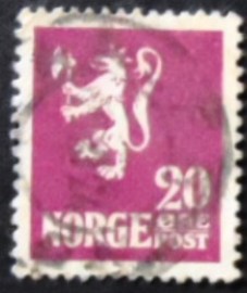 Selo postal da Noruega de 1922 Lion type I 20