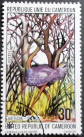 Selo postal de Camarões de 1977 North African Ostrich
