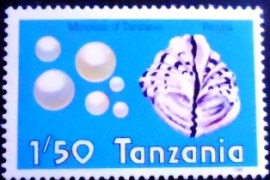 Selo postal da Tanzânia de 1986 Pearls