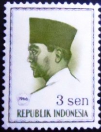 Selo postal da Indonésia de 1966 President Sukarno 3