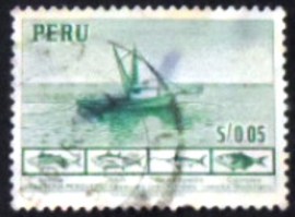 Selo postal do Peru de 1952 Fishing boat and fishes