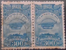 Par de selos postais do Brasil de 1934 PAX Augusto Severo