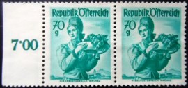 Par de selos da Áustria de 1949 Lower Austria