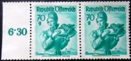 Par de selos da Áustria de 1949 Lower Austria