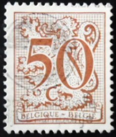 Selo postal da Bélgica de 1982 Number on Heraldic Lion and pennant