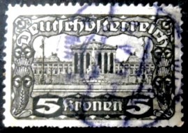 Selo postal da Áustria de 1920 Parliament building
