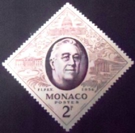 Selo postal de Monaco de 1956 Franklin Delano Roosevelt