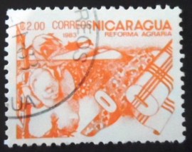 Selo postal da Nicarágua de 1983 Cotton