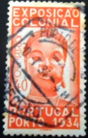 Selo postal de Portugal de 1934 Head of a Colonial