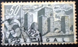 Selo postal de Portugal de 1946 Castelo de Guimaraes