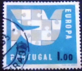 Selo postal de Portugal de 1963 Stylized Pigeon
