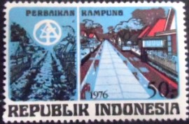 Selo postal da indonésia de 1976 World Human Settlements Day 50