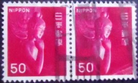 Par de selos postais do Japão de 1967 Nyoirin Kannon