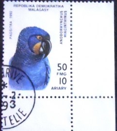 Selo postal de Madagascar de 1993 Hyazinth Macaw