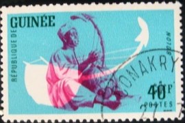Selo postal definitivo da República da Guiné 1967 Musical Instruments  40