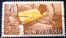 Selo postal definitivo da Australia de 1960 - Butter Making