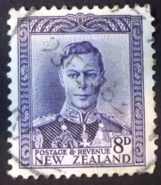 Selo postal definitivo da Nova Zelandia de 1947 - King George VI 8