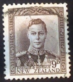 Selo postal definitivo da Nova Zelandia de 1947 - King George VI 9