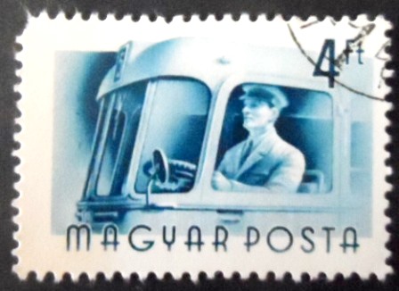 Selo postal da Hungria de 1955 Bus driver