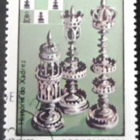 1983 - Chess pieces
